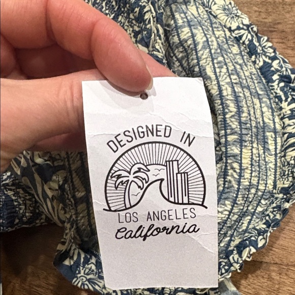 Patrons of peace teal floral strapless romper jumpsuit. Large NWT - Picture 4 of 10